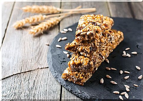 Granola bars.