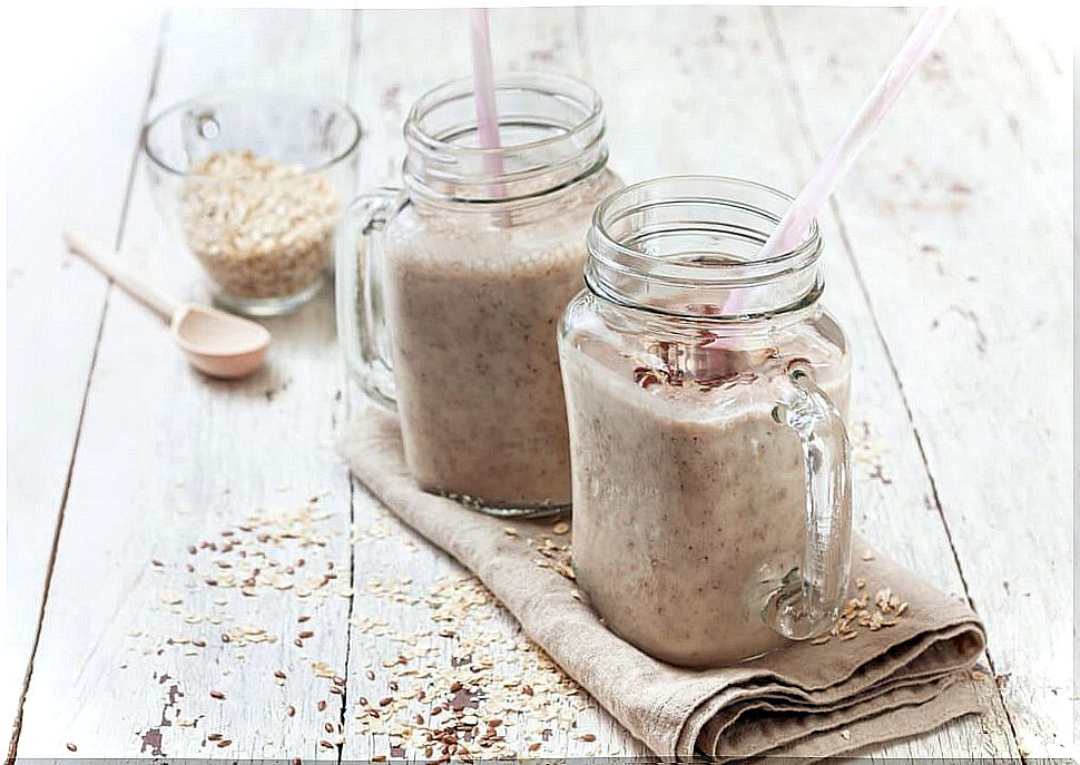 Oatmeal fat burning shake.