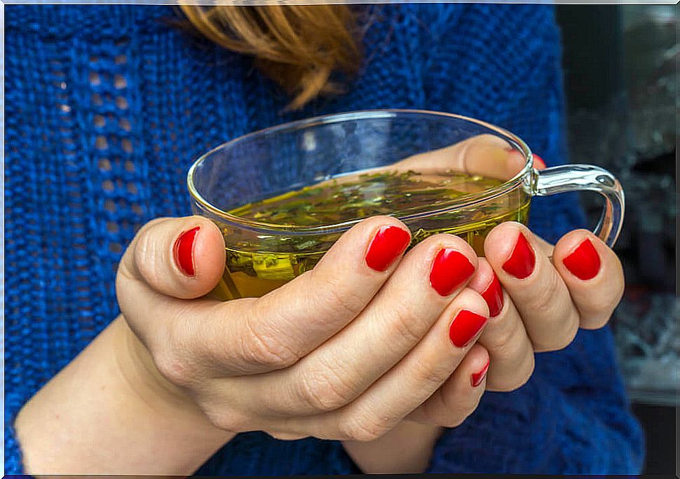 Infusion of parsley and lemon