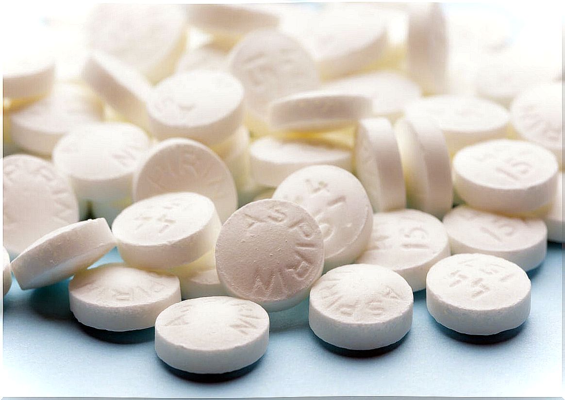 Aspirin (acetylsalicylic acid) poisoning