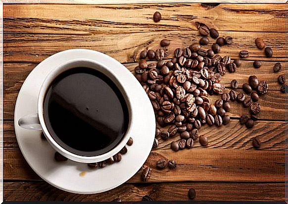 Benefits and Disadvantages of Consuming Coffee Daily