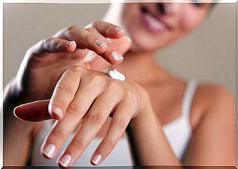 Use cream to avoid cold hands