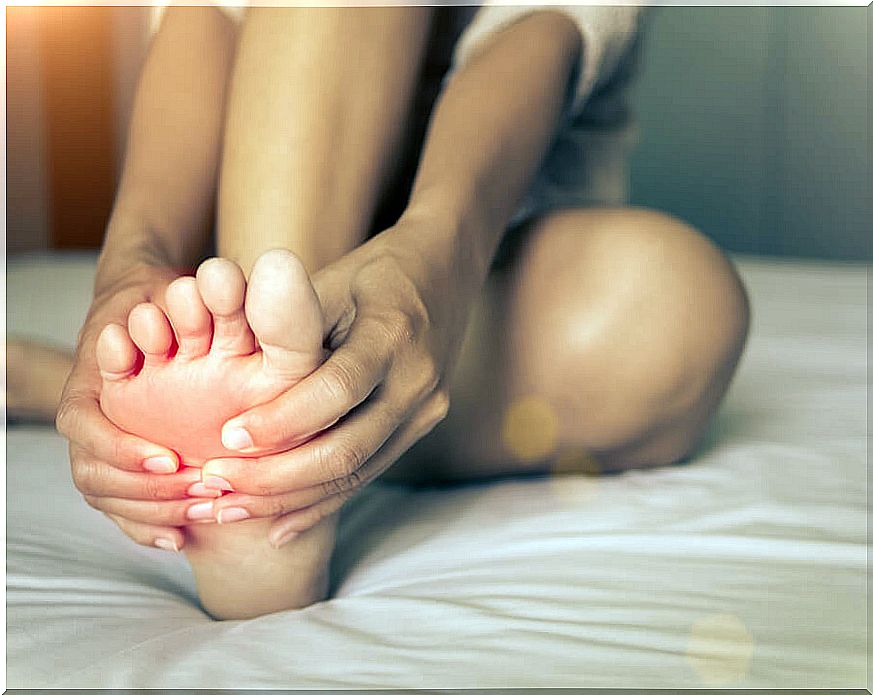 Do you have pain in your feet?  4 simple exercises to calm you down