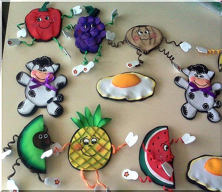 Fridge magnets: fruits