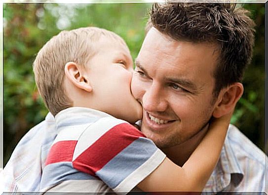 Kisses between parents and children.